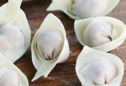 怎样包馄饨视频慢动作,慢动作解析每一道工序